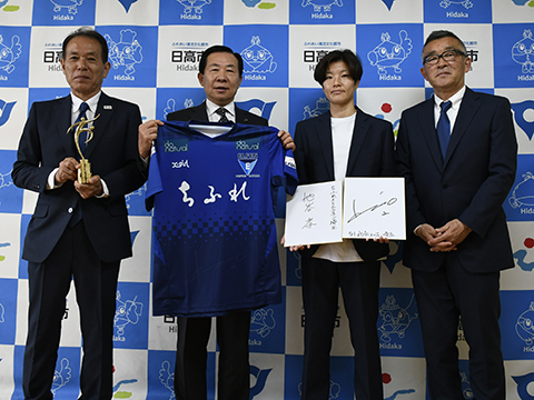 ちふれASエルフェン埼玉が表敬訪問されました