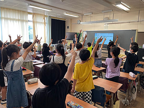 市内小中学校で省エネの取り組みについて学びました