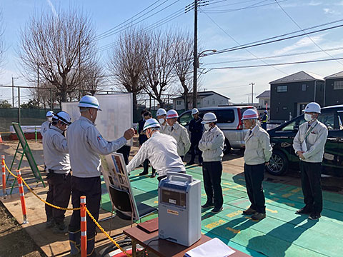 2月20日に市長が現地を視察した様子