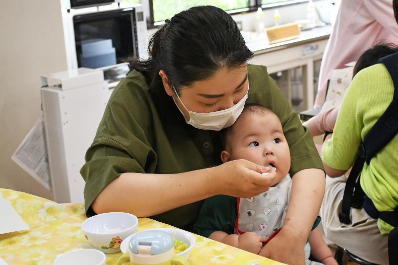モグモグ、ゴックン、離乳食