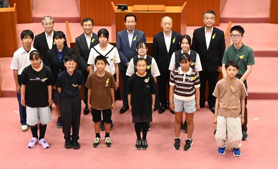 子ども議会記念写真