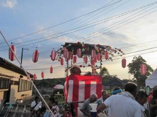 女影本村区納涼盆踊り大会の写真2