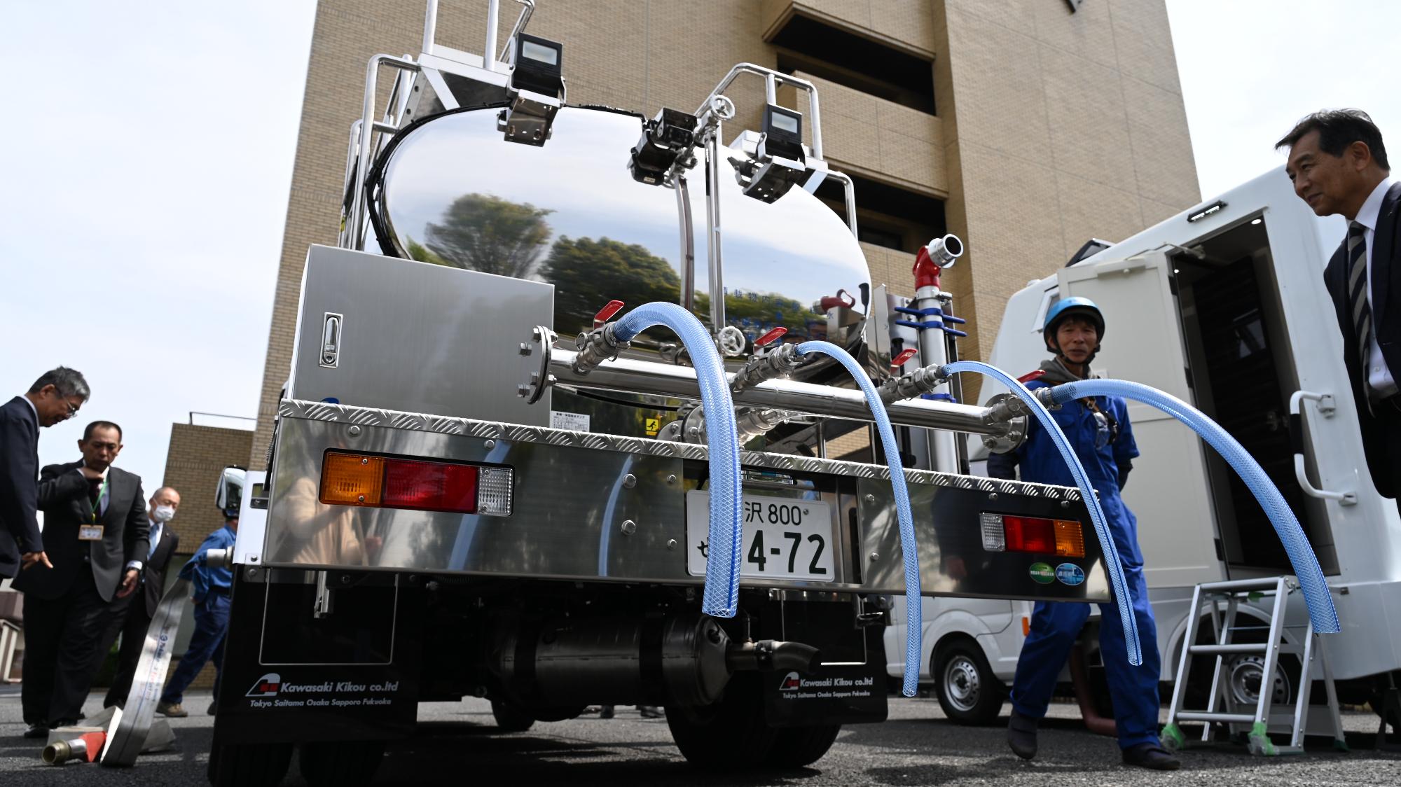 給水車・トイレカー展示会4