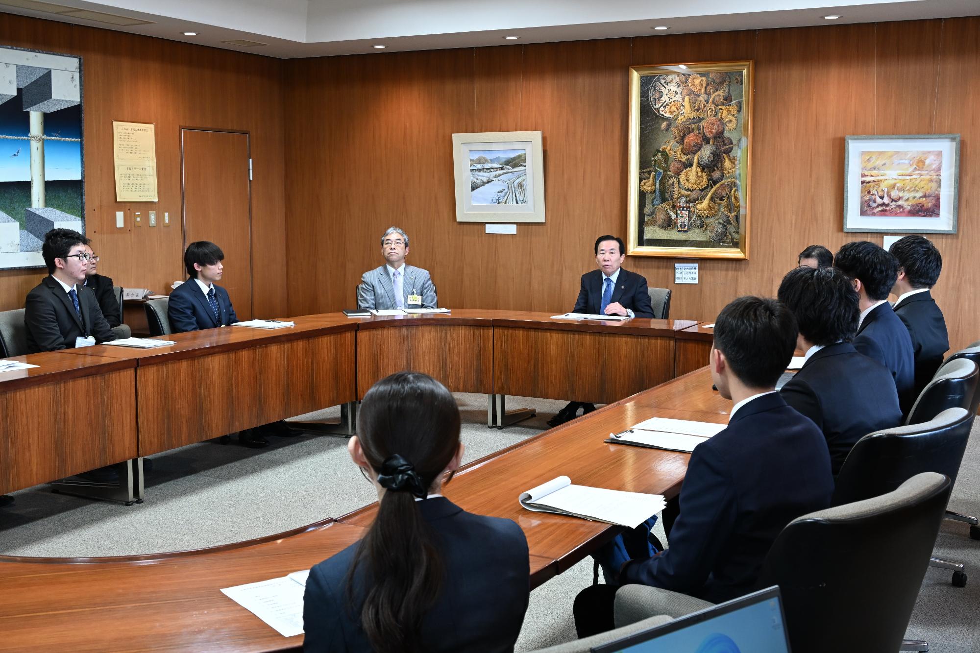 懇談の様子