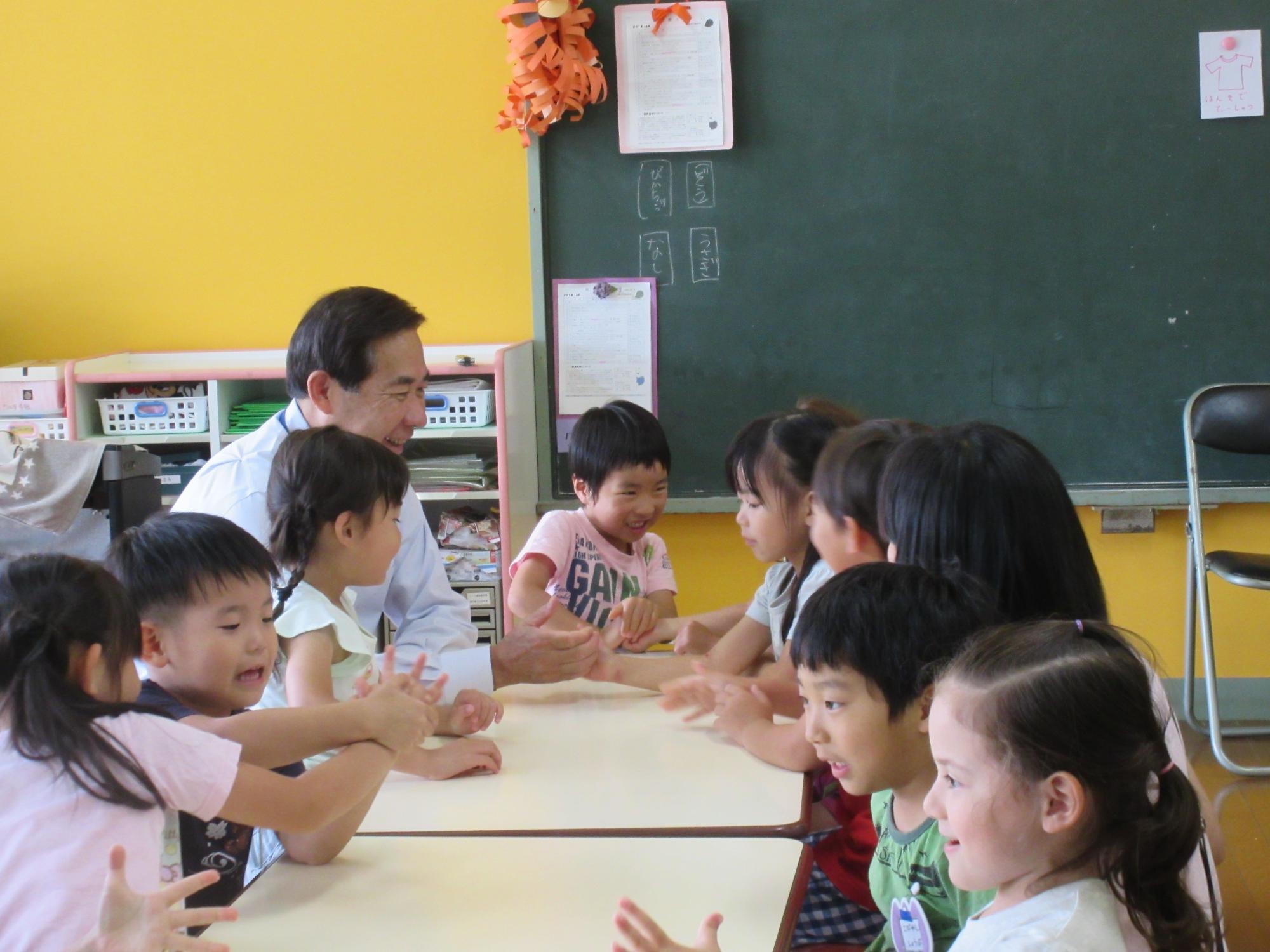 市長の給食当番3