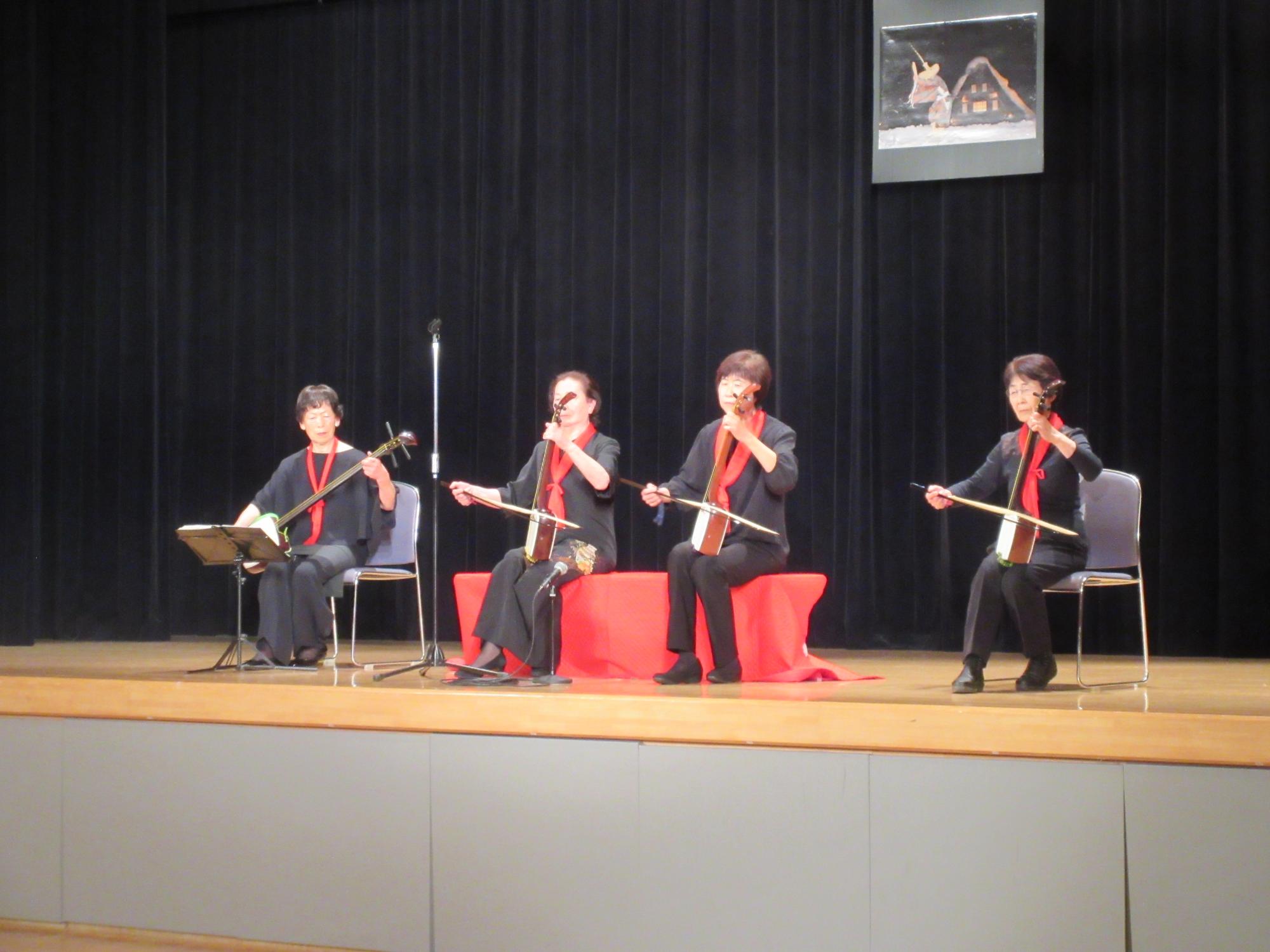 胡弓研究会演奏会
