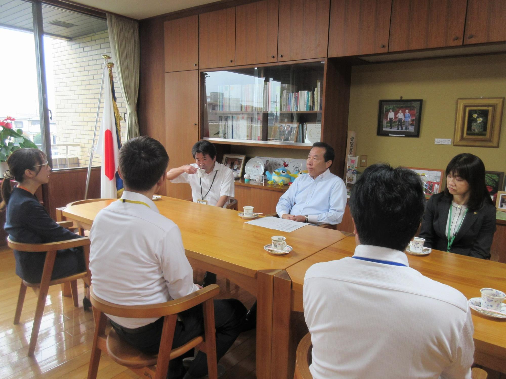 市長と職員とのティーミーティング1