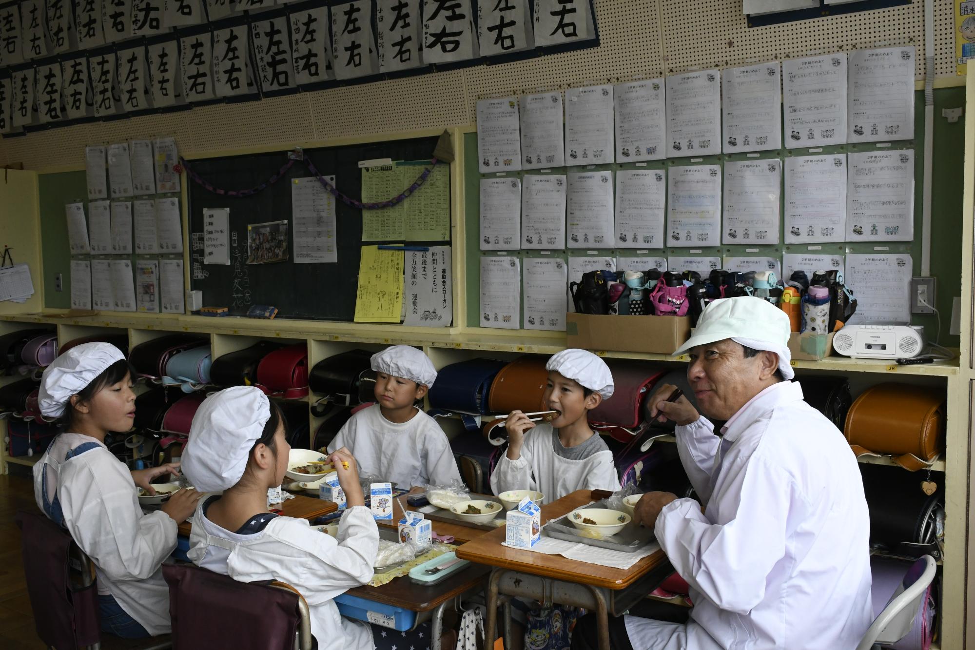 給食当番