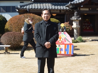 高麗郷古民家ひなまつりの市長の記念写真