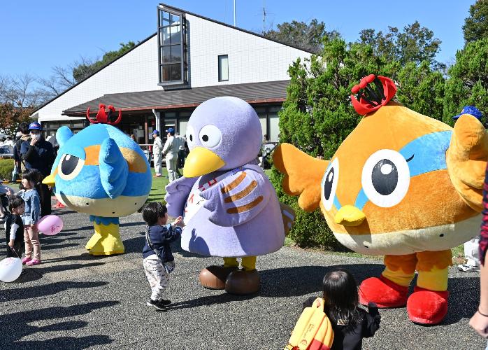 マスコットキャラクター（コバトン・くりっかー＆くりっぴー）