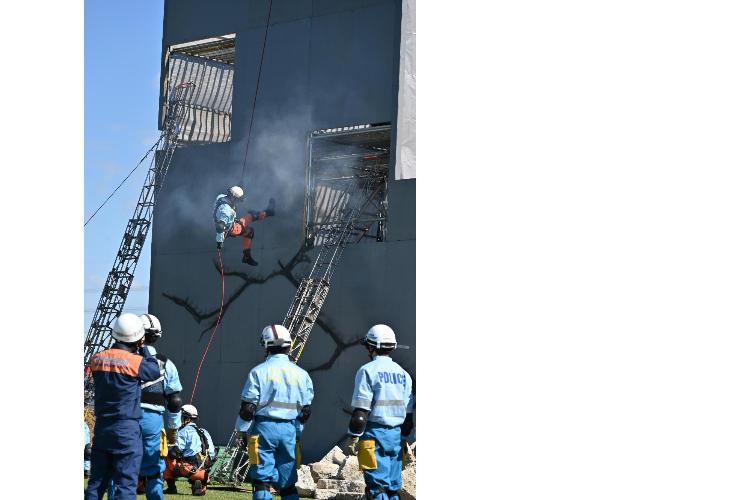 座屈建物救出訓練2