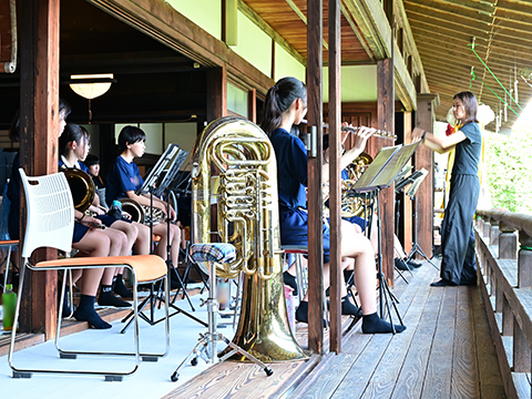 高萩北中学校吹奏楽部による演奏
